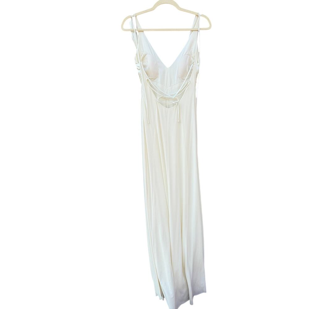 Mary L. Couture White Maxi Dress Gown Embellished Brooch Lace Up Back Size 6 - Picture 5 of 9